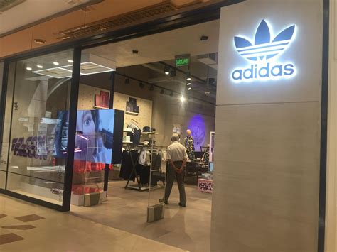 adidas en buenos aires.